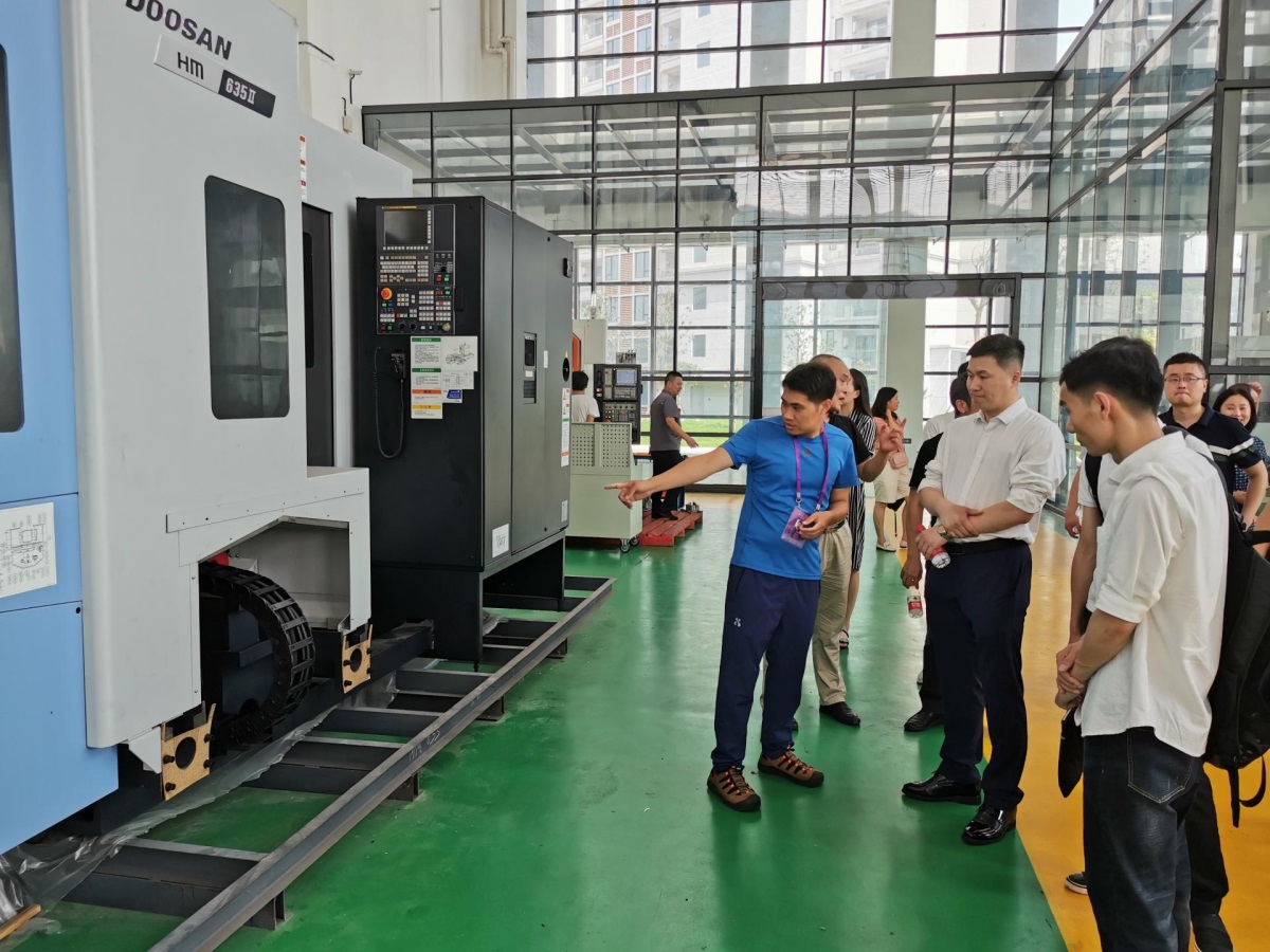 http://www.yb.cdut.edu.cn/__local/6/D5/0F/3CDC20C147AF854CF62A69131B0_703CD64D_4B6A2.jpg